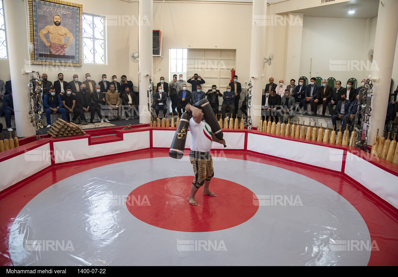 مراسم تجلیل از پیشکسوتان ورزش قم با حضور وزیر ورزش و جوانان