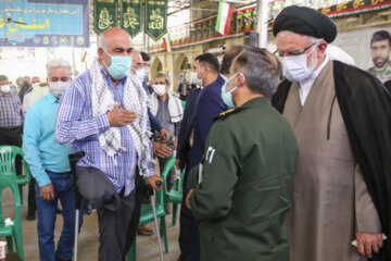 مراسم تقدیر از رزمندگان دفاع مقدس در شیراز