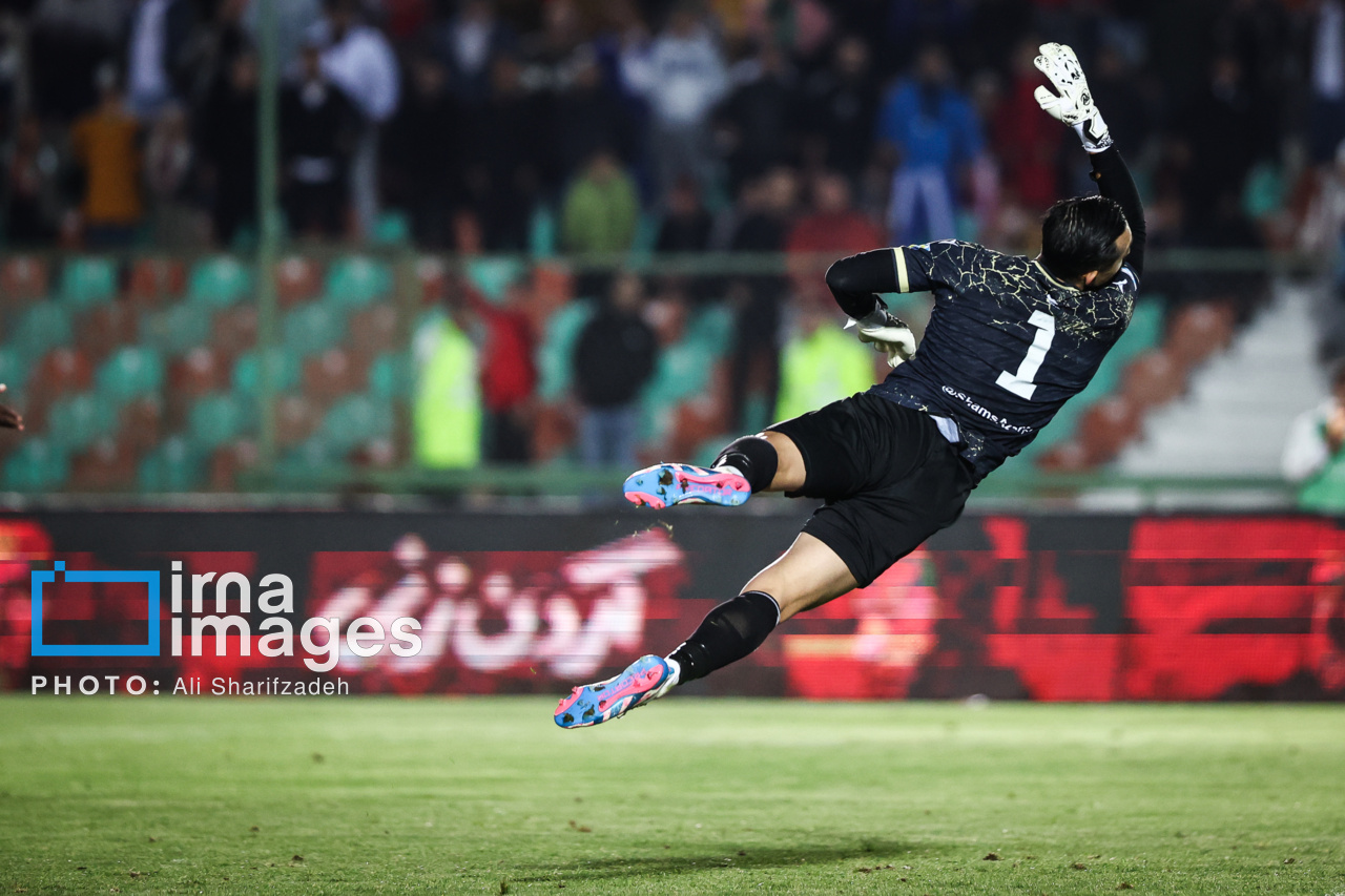 لیگ برتر فوتبال - پرسپولیس و شمس آذر