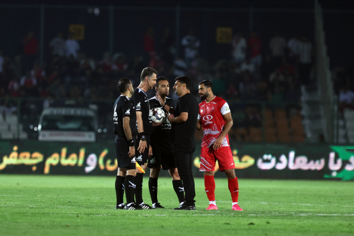 لیگ برتر فوتبال - پرسپولیس و آلومینیوم اراک