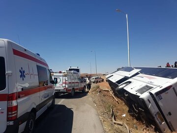 مسافران سانحه امروز اتوبوس در جاده سبزوار ورزشکاران معلول بودند