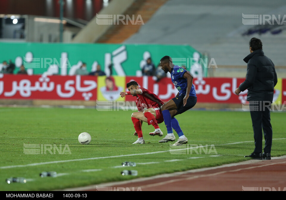 نود و هفتمین شهرآورد پایتخت ( تساوی تیم های پرسپولیس و استقلال )