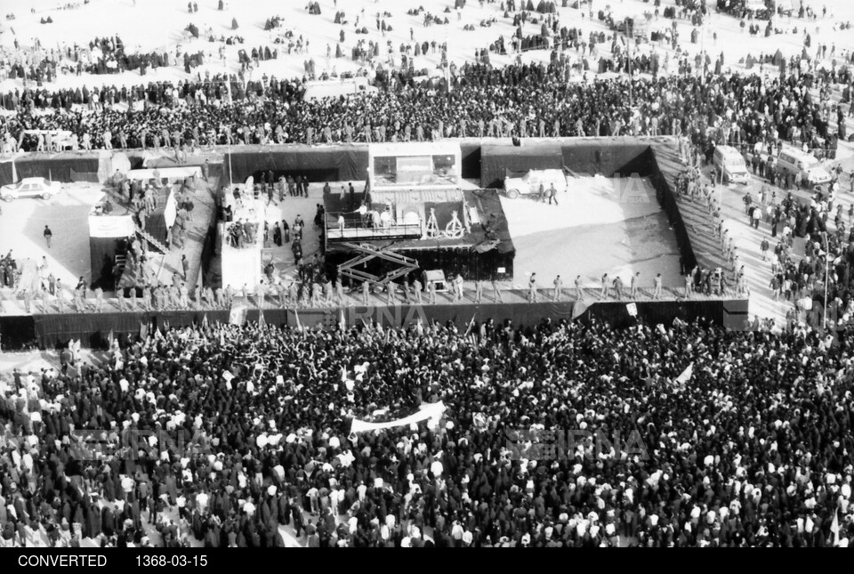 وداع مردم با بنیانگذار انقلاب حضرت امام خمینی(ره) در مصلای بزرگ تهران