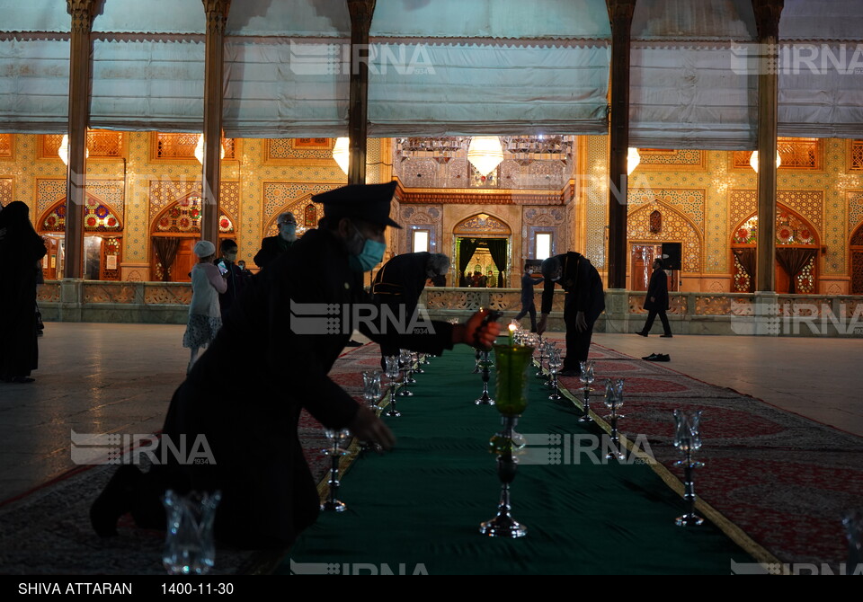 مراسم لاله گردانی شب شهادت احمد بن موسی (ع) در شیراز