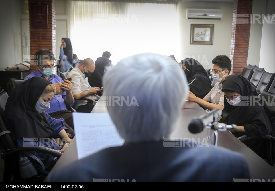 نشست خبری رییس بنیاد امید ایرانیان