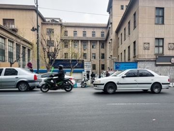 Imágenes sacadas por IRNA del edificio donde fueron asesinados dos jueces del Tribunal Suprema en Teherán