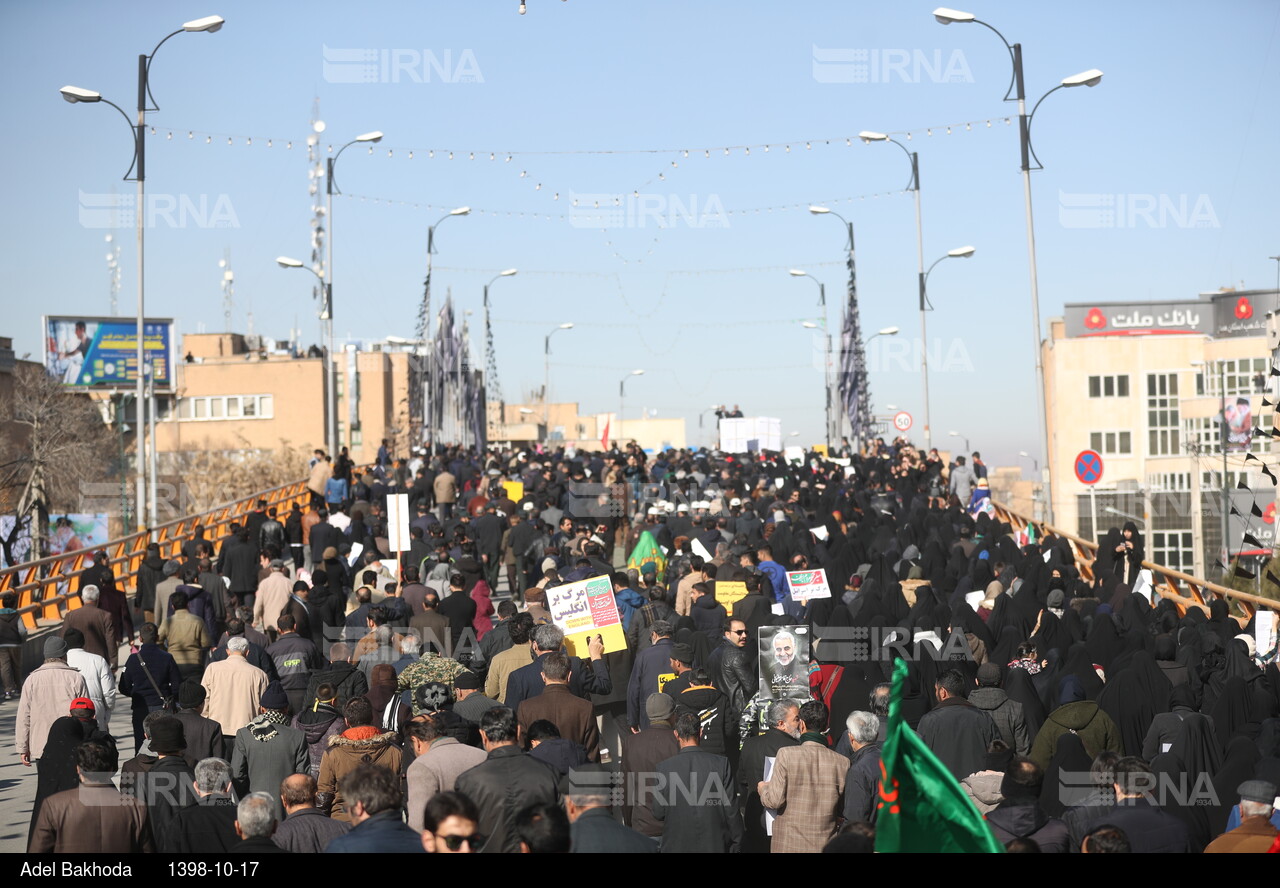 شرکت مردم همدان در مراسم بزرگداشت سردار سلیمانی