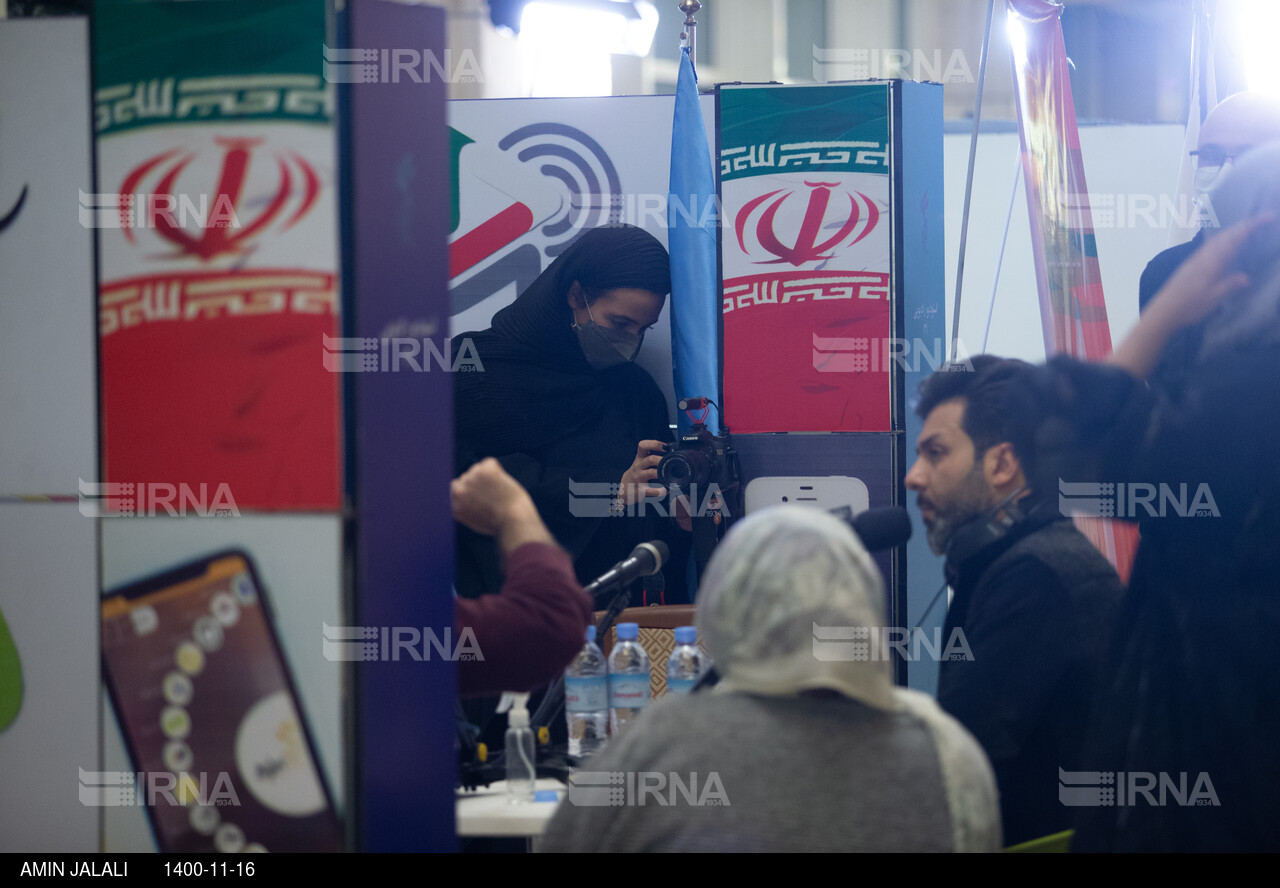 حاشیه های ششمین روز جشنواره فیلم فجر