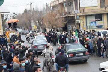 راهپیمایی خودرویی ۲۲ بهمن در میاندوآب