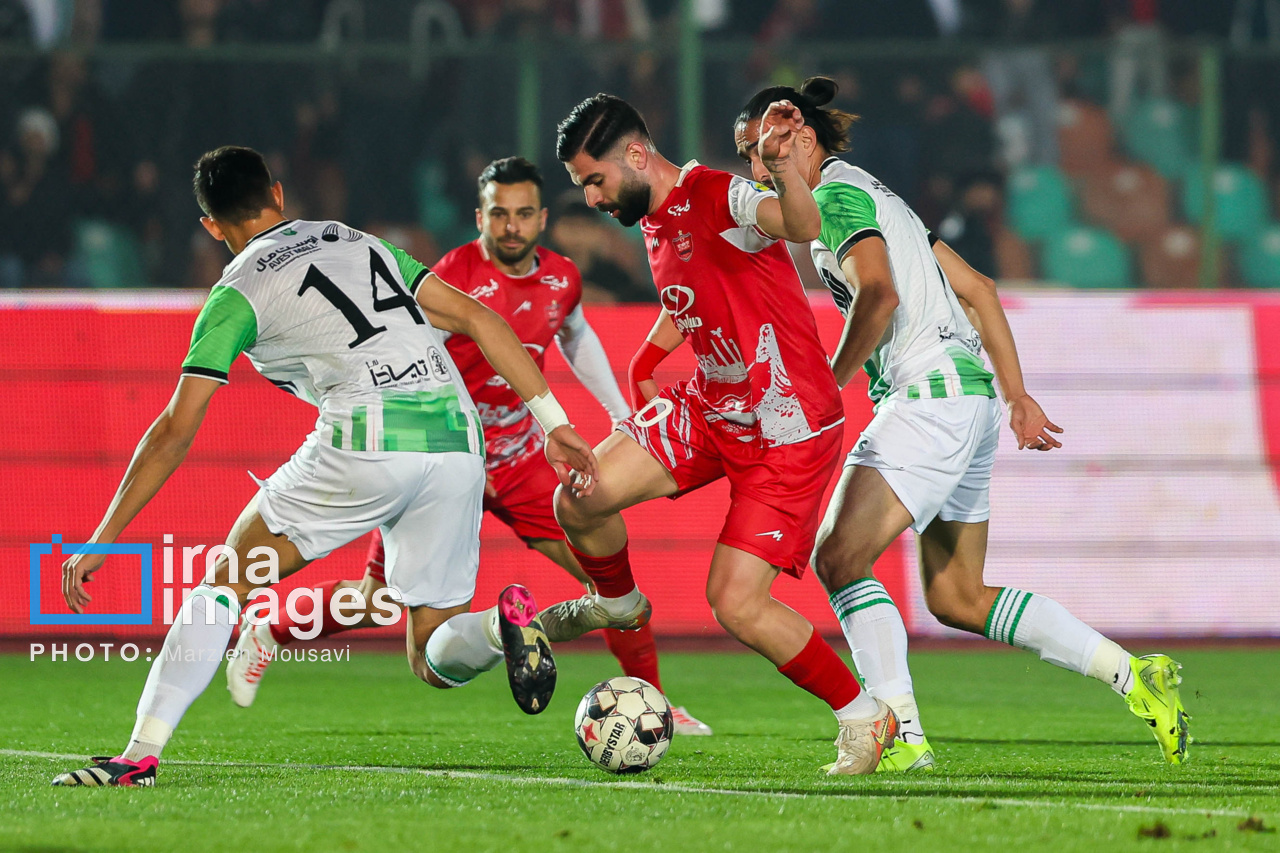 لیگ برتر فوتبال - پرسپولیس و خیبر