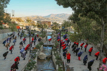 ورزش صبحگاهی در دامنه کوه آبیدر سنندج