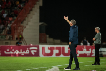 لیگ برتر فوتبال- پرسپولیس و فولاد خوزستان