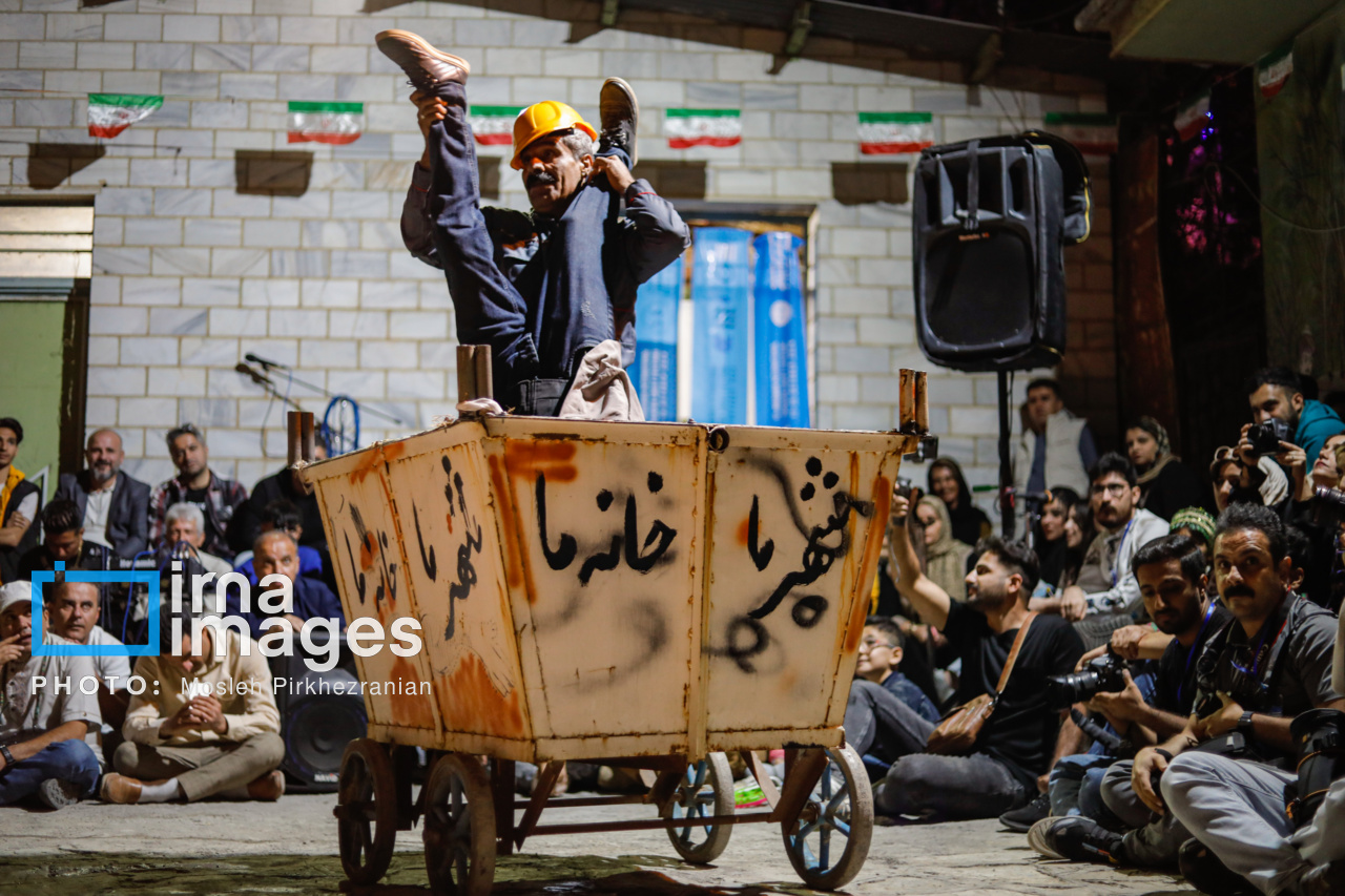 سومین و چهارمین روز هفدهمین جشنواره تئاتر خیابانی مریوان