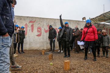 Festival local de jeux dans Khorāsān du Nord