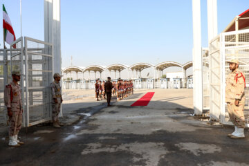 Iran, Iraq interior ministers visit shared border point