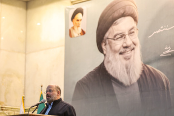 Commémoration du 40ème jour du martyre de Nasrallah au sanctuaire sacré de l'Imam Khomeini de Téhéran