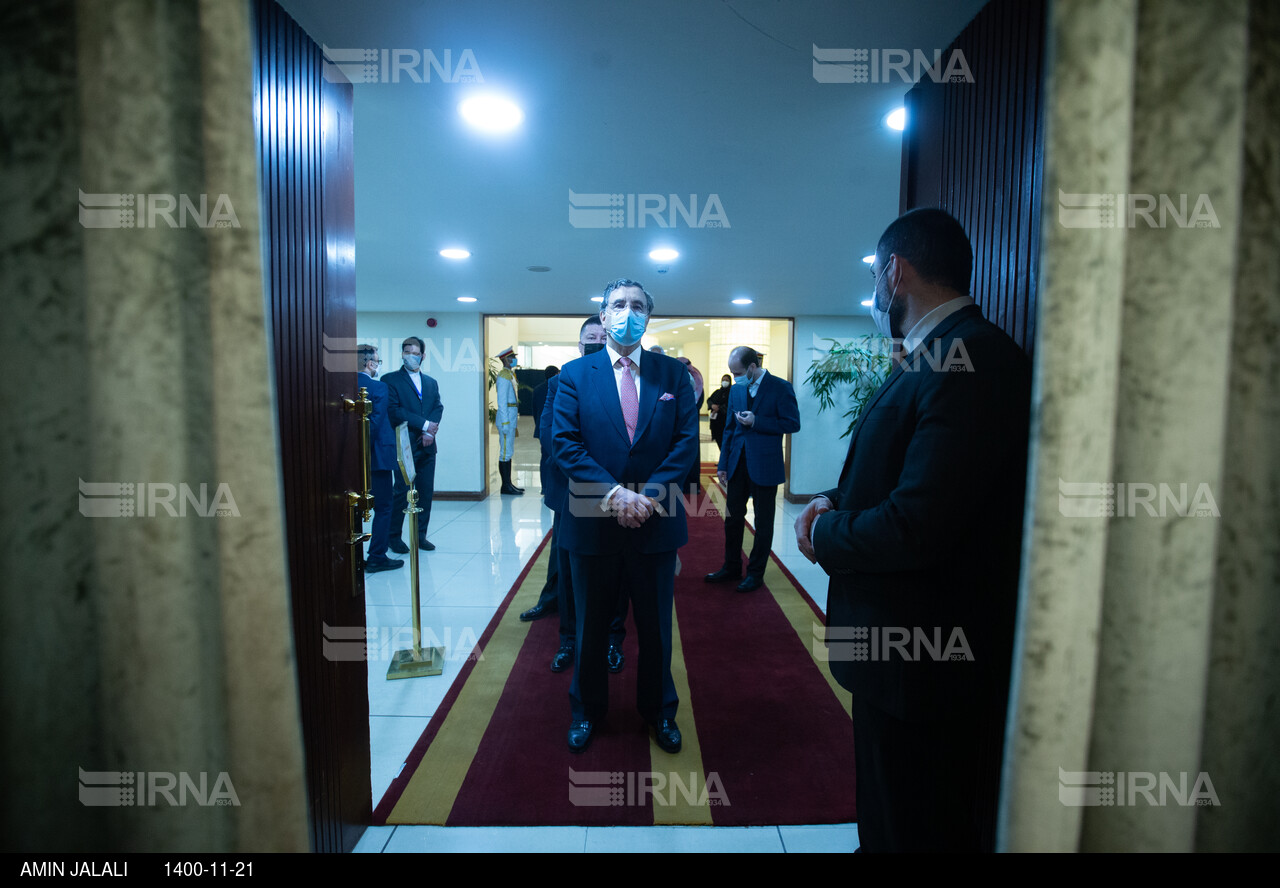 تبریک سالروز پیروزی انقلاب اسلامی از سوی سفرا و رؤسای سازمان‌های خارجی مقیم تهران به رییس جمهور