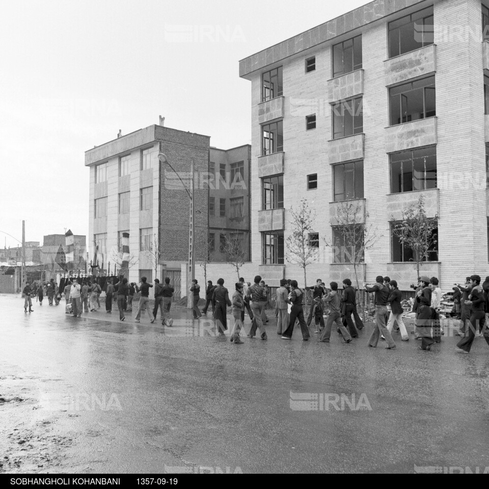 راهپیمایی مردم تهران در روز تاسوعا سال 1357