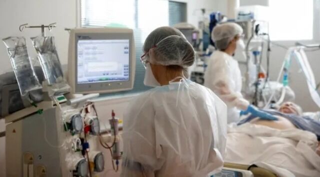 افزایش بستری بیماران کرونایی در فرانسه، محدودیت ها جواب نداده است