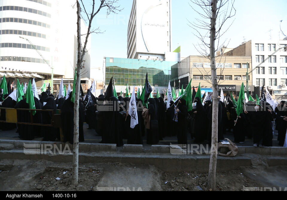 دسته عزاداری دختران انقلاب