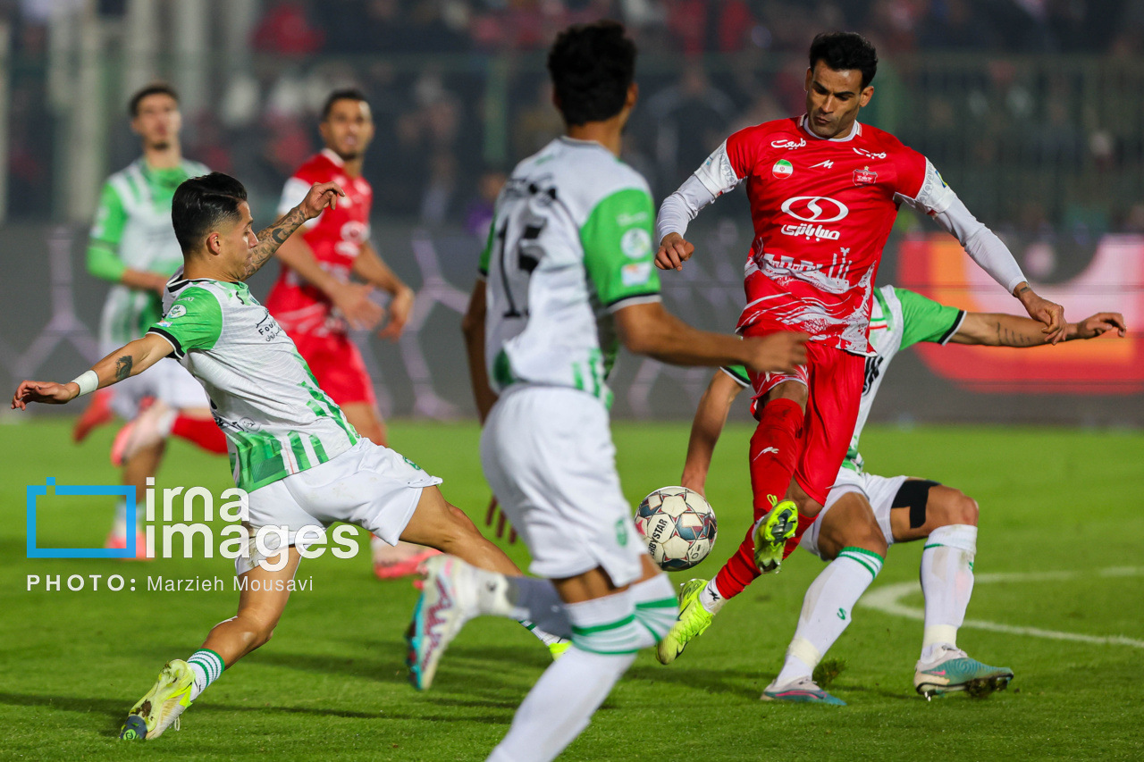 لیگ برتر فوتبال - پرسپولیس و خیبر