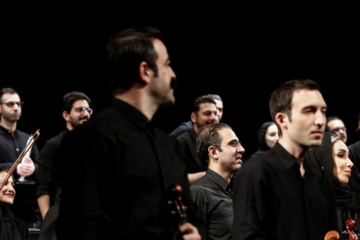 « J'ai une flamme sur la langue »: une nouvelle interprétation de l'Orchestre national d'Iran