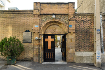 Iran : en image l’église Sainte Minas de Téhéran