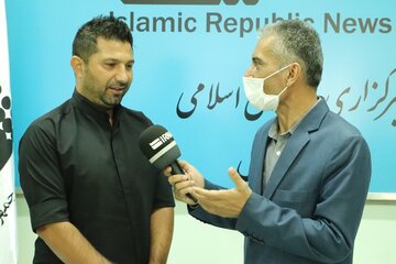 مربی تیم فوتبال قشقایی:در نیم فصل،بازیکنان با تجربه به خدمت می‌گیریم