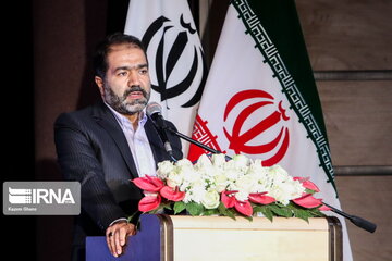 استاندار اصفهان: بسیج  برون‌دادی جز خدمت ندارد