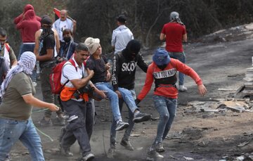 ۹۰ فلسطینی در تظاهرات علیه شهرک‌سازی زخمی شدند