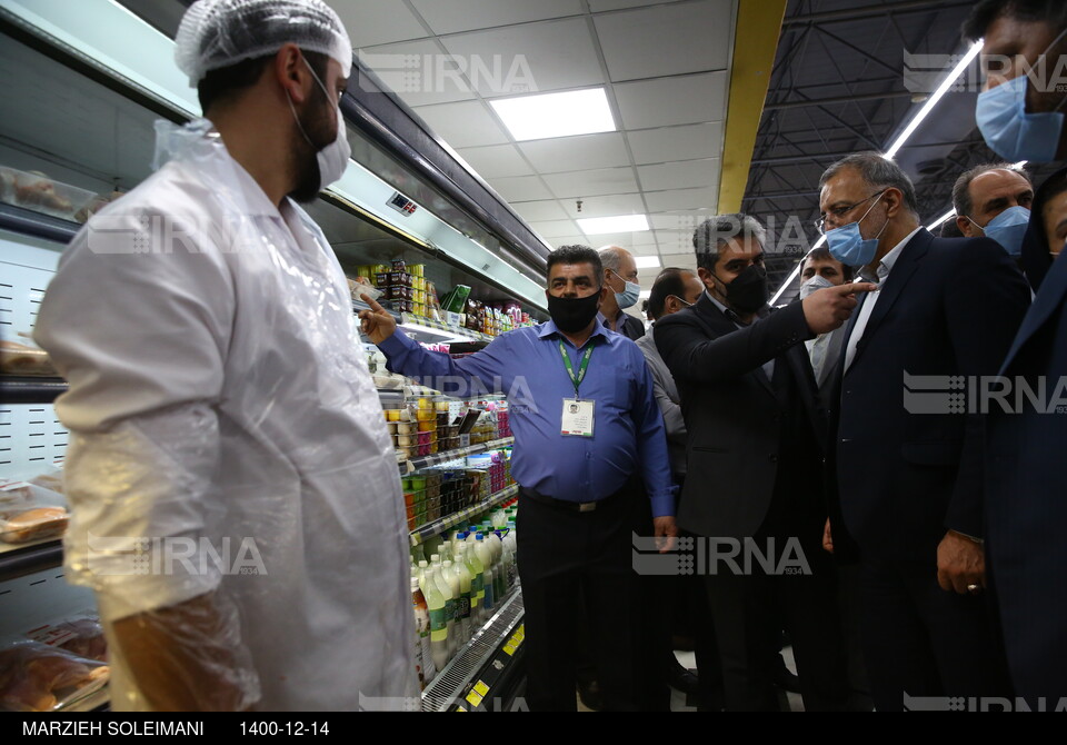 بازدید شهردار تهران از بازار میوه تره بار جلال آل احمد