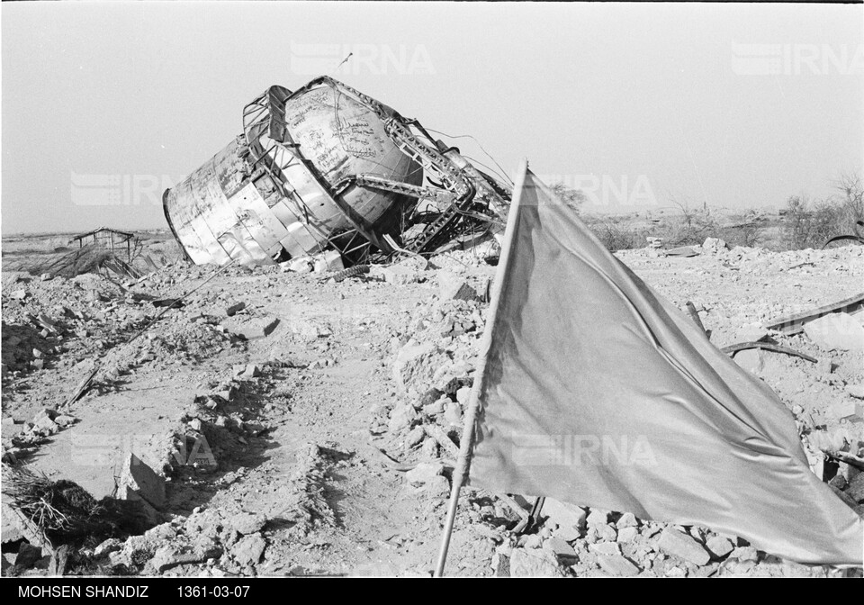 بازدید خبرگاران خارجی از خرمشهر و هویزه - جبهه های جنوب - عملیات بیت المقدس