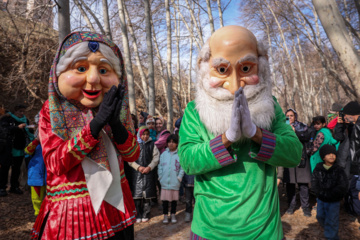 Iran : Festival de Yalda à Farahzad de Téhéran