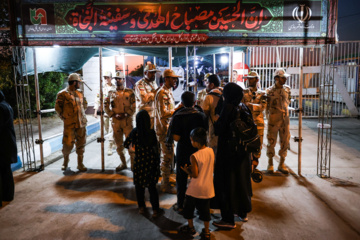 Foreign Pilgrims of Arbaeen at the Iran-Iraq Border