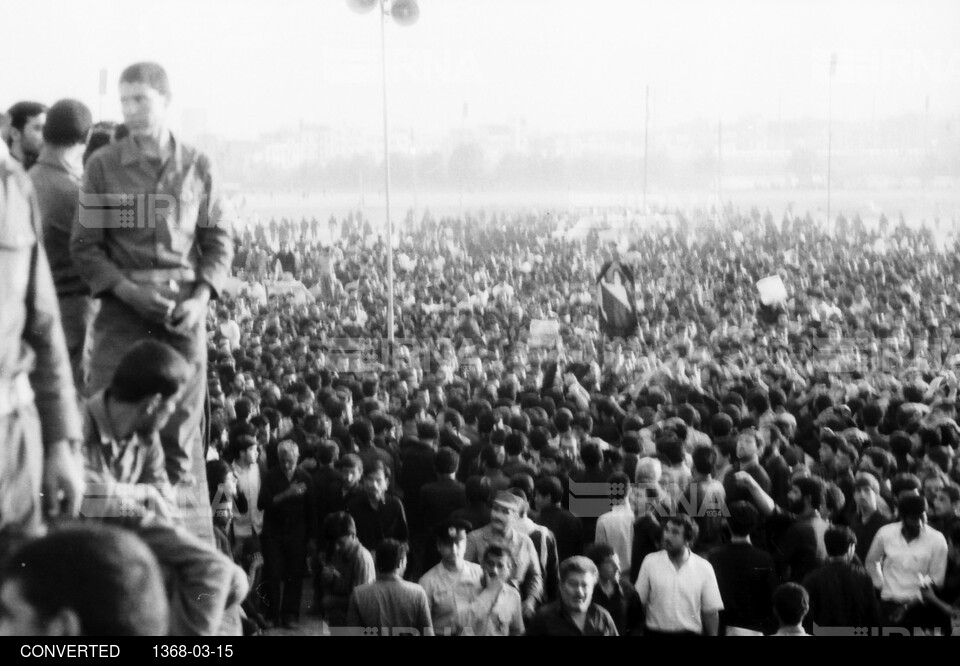 وداع مردم با بنیانگذار انقلاب حضرت امام خمینی(ره) در مصلای بزرگ تهران