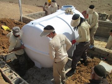 ۶۶ تانکر آب در مناطق مرزی سیستان و بلوچستان توزیع شد