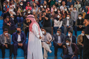 افتتاحیه پانزدهمین جشنواره بین‌المللی تئاتر خیابانی مریوان